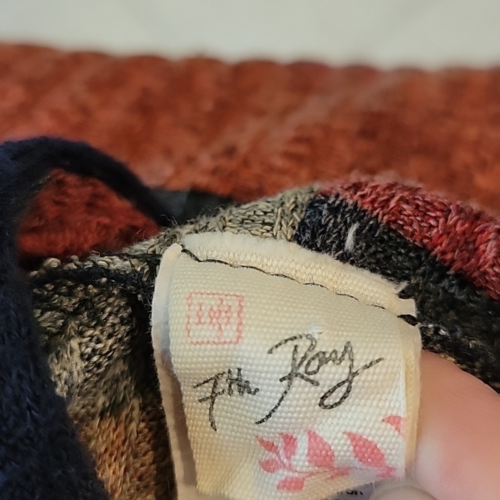 𝅺7th RAY striped hoodie.  Gray red and blue sweater sweatshirt. size small - Picture 5 of 6